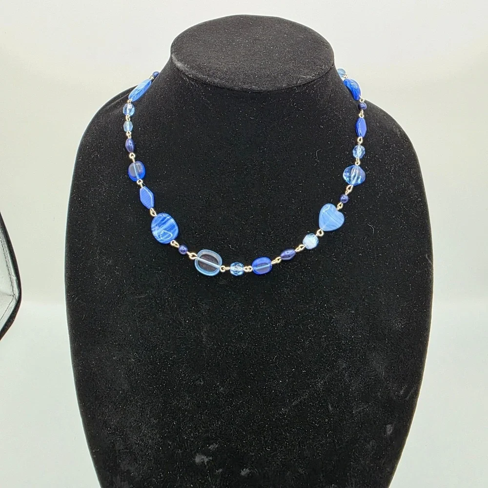 Vintage Womens Czech Glass Beaded‎ Necklace Vibrant Blue Round Heart Bead 20